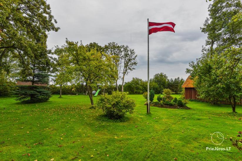 Viesu Maja "Ozolini" Villa Jurkalne Exteriör bild